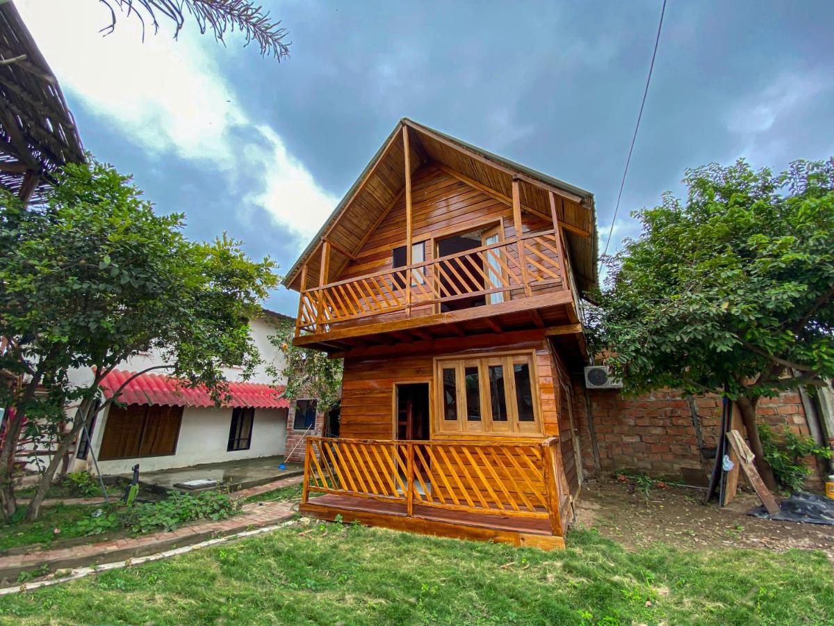 Hostal Tortuga Dorada Puerto Lopez Exterior photo